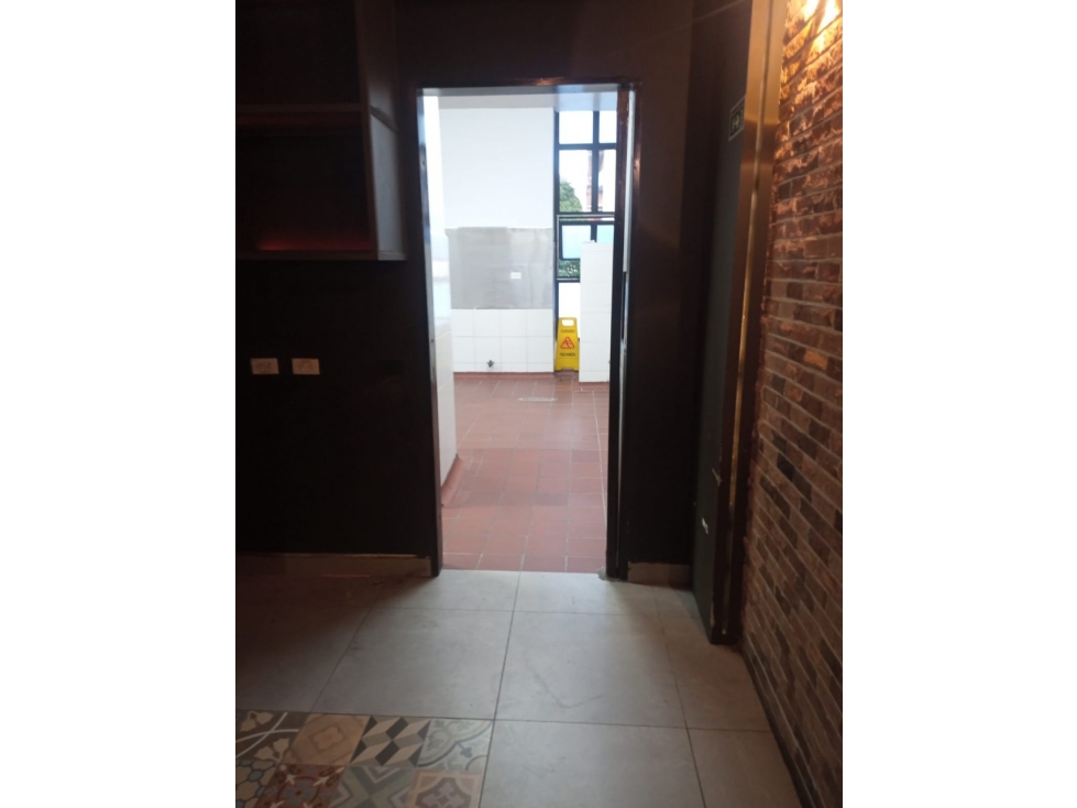 LOCAL COMERCIAL EN ARRIENDO EN MIXY MALL LOS COLORES — foto 3