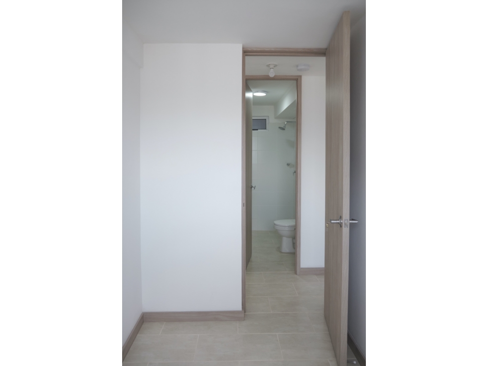 Apartamento en arriendo calazans — foto 2