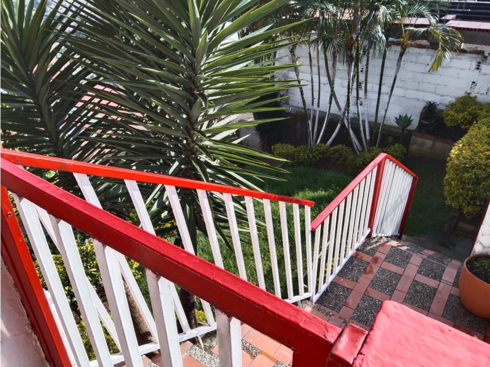 Casa de 500 mts2 para venta en 3 niveles en San Cristobal — foto 3