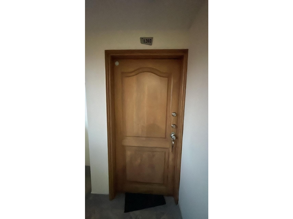 APARTAMENTO DUPLEX EN VENTA EN LAURELES — foto 4