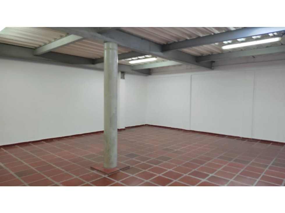 SE ARRIENDA BODEGA VIA 40 PARQUE INDUSTRIAL - 2