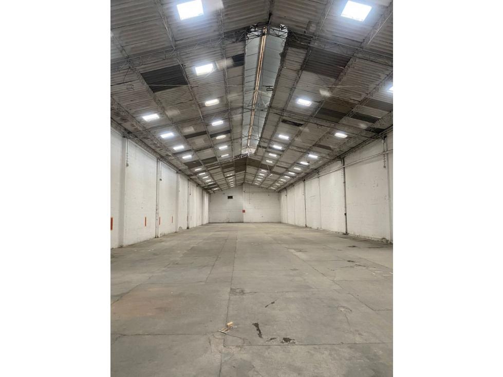 BODEGA DE 1.360 MTS2 EN ITAGUI PARA VENTA - 4