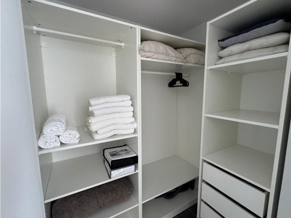 Apartamento amoblado en arriendo poblado milla de oro — foto 4