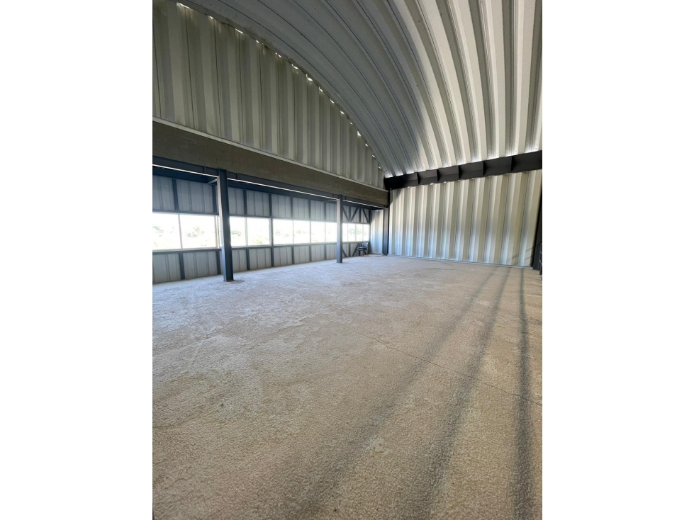 BODEGA CIRCUNVALAR — foto 4