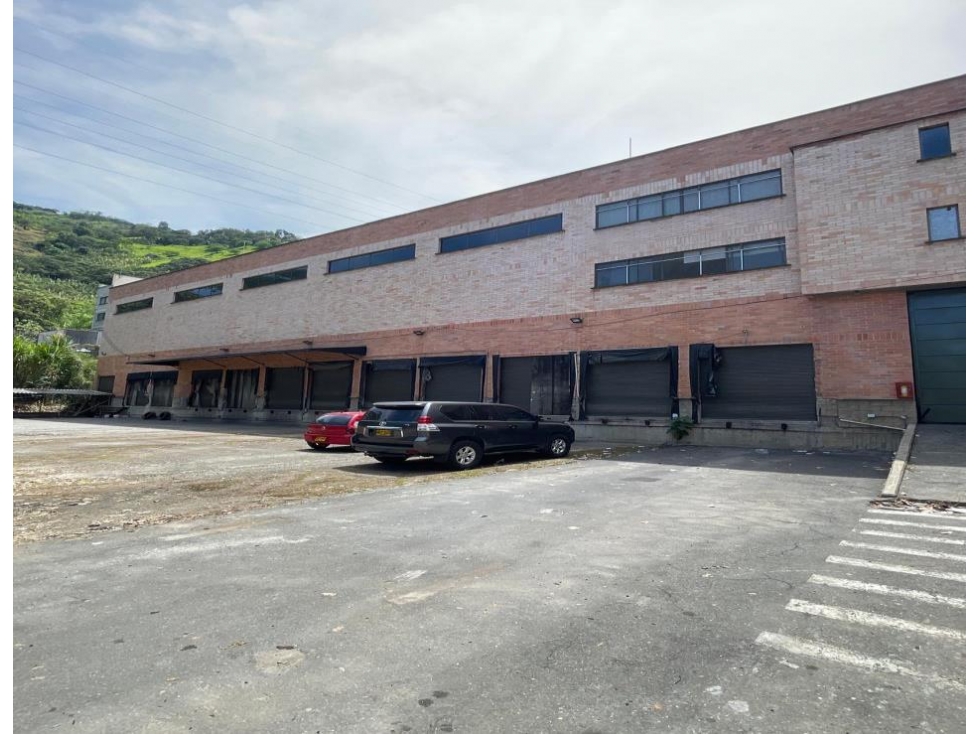 Bodega de 1.660 mts2 en Copacabana para Arriendo - 3