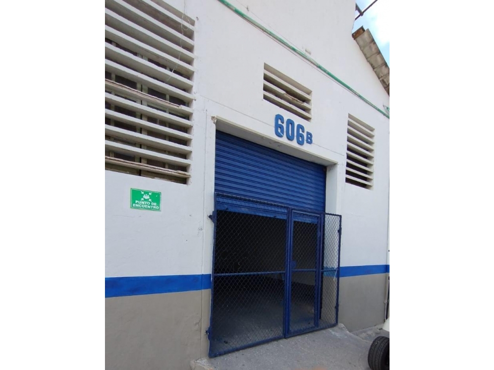 bodega vía 40 - 4