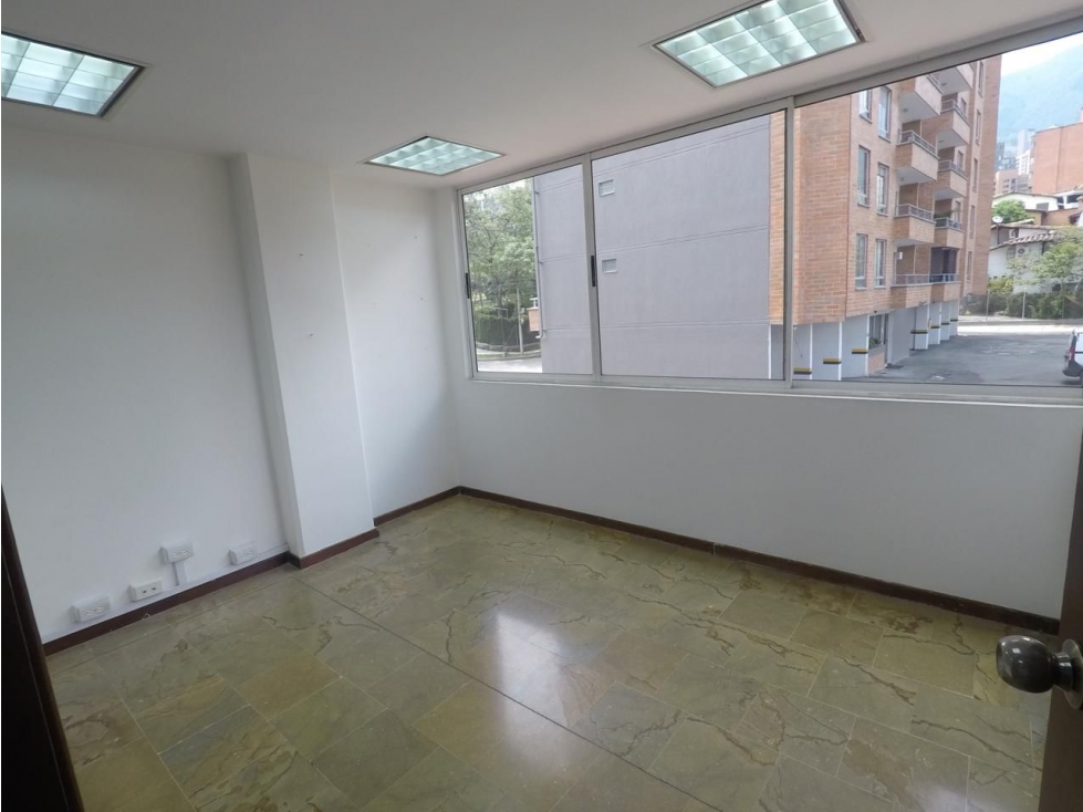 Oficina en renta poblado — foto 3