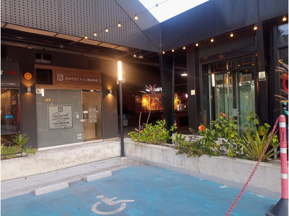 LOCAL COMERCIAL EN ARRIENDO EN MIXY MALL LOS COLORES — foto 5
