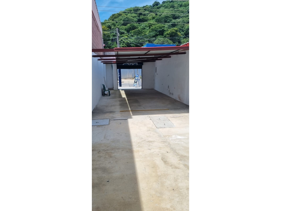LOCAL CARTAGENA SECTOR TORIL — foto 4