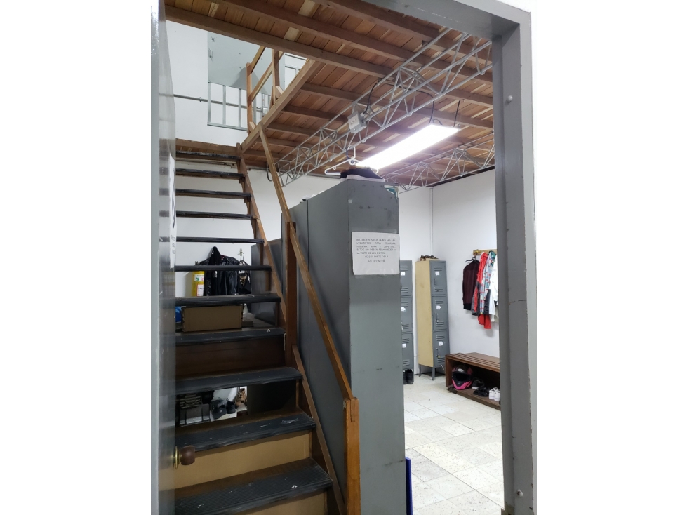 BODEGA ARRIENDO BARRIO COLOMBIA — foto 4