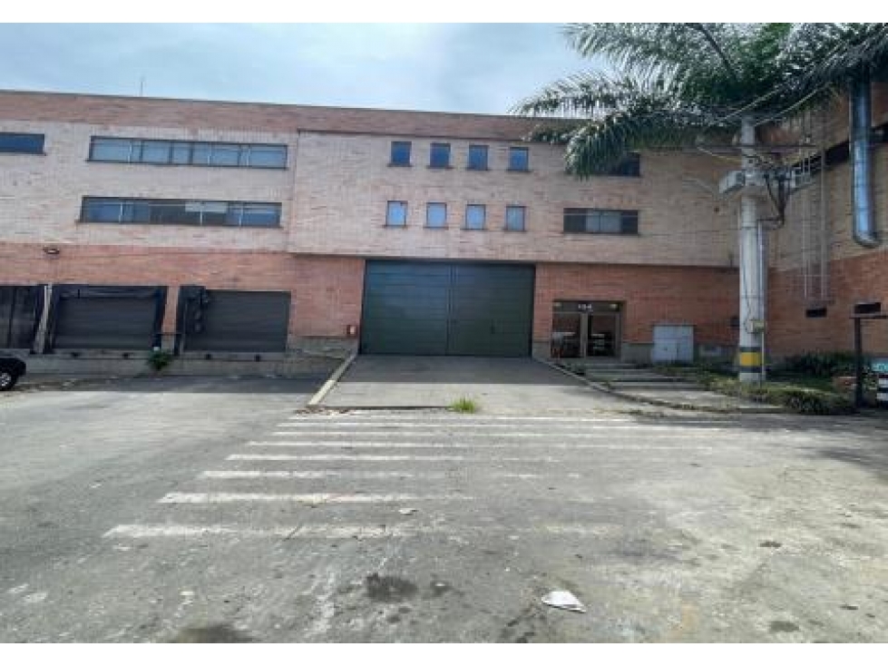 Bodega de 1.660 mts2 en Copacabana para Arriendo - 4