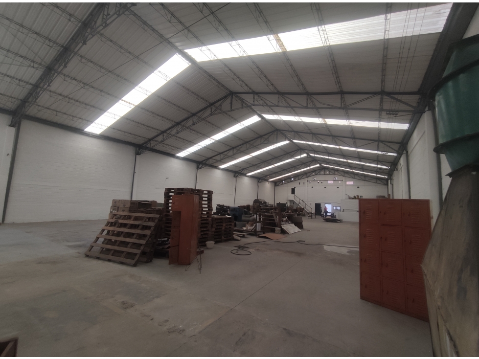 Bodega en renta sector Itagüí 1500mts - 4