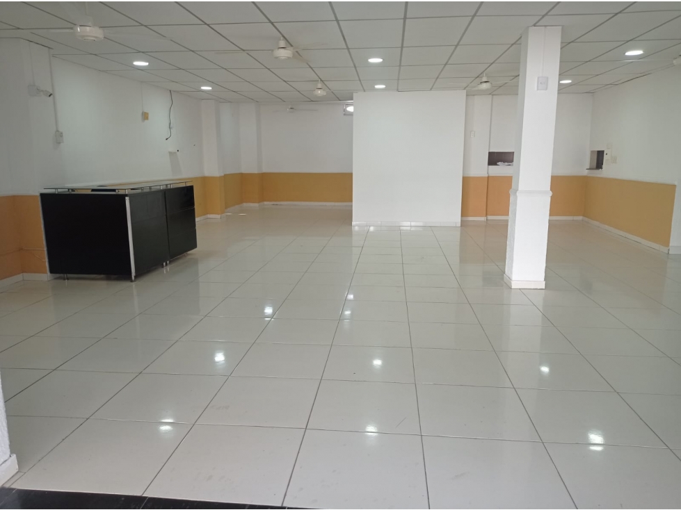 LOCAL COMERCIAL SECTOR NORTE — foto 5