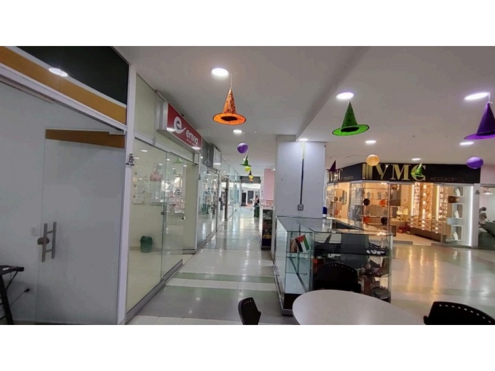 LOCAL COMERCIAL EN ARRIENDO EN LA ESTRELLA - 5