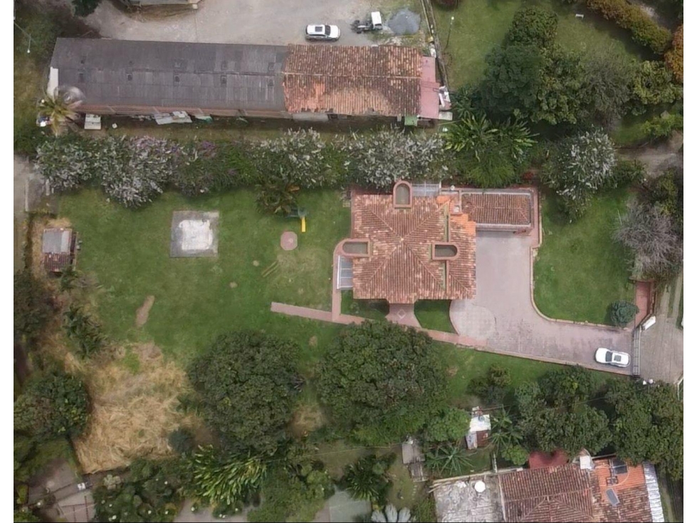Lujosa Casa Finca de 3.000 mts2 para Arriendo - 5