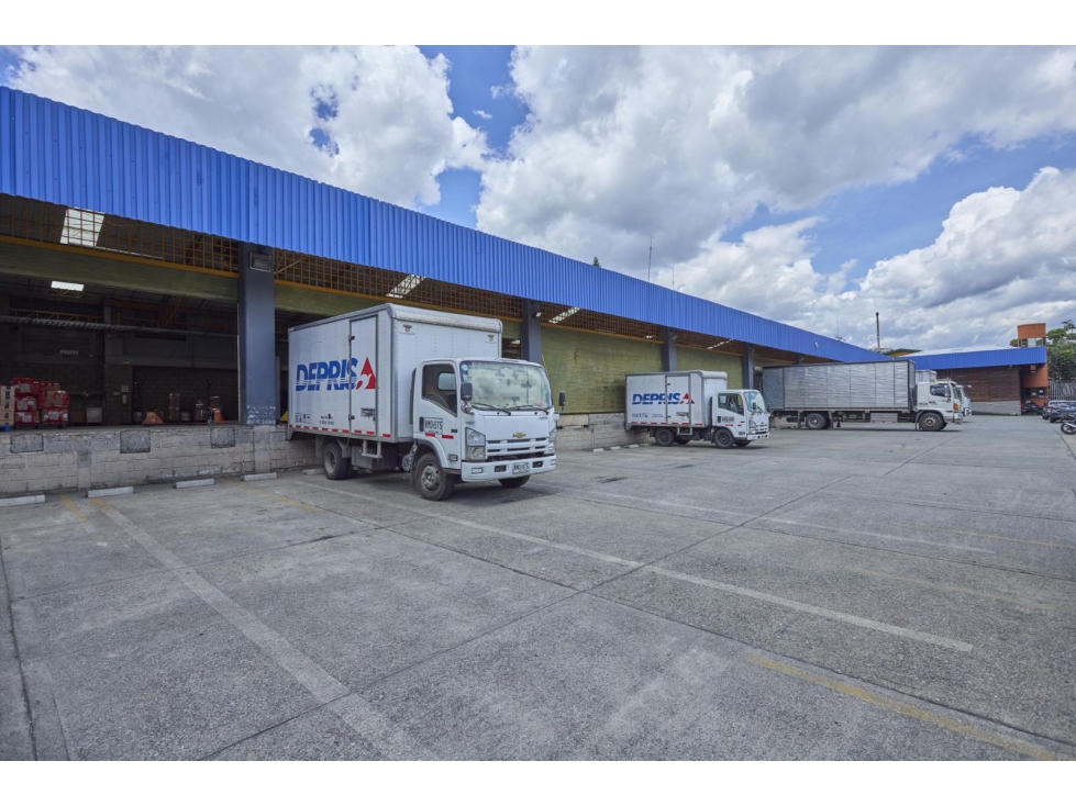BODEGA DE 3.400 M2 + CON 23 MUELLES EN GUAYABAL — foto 5