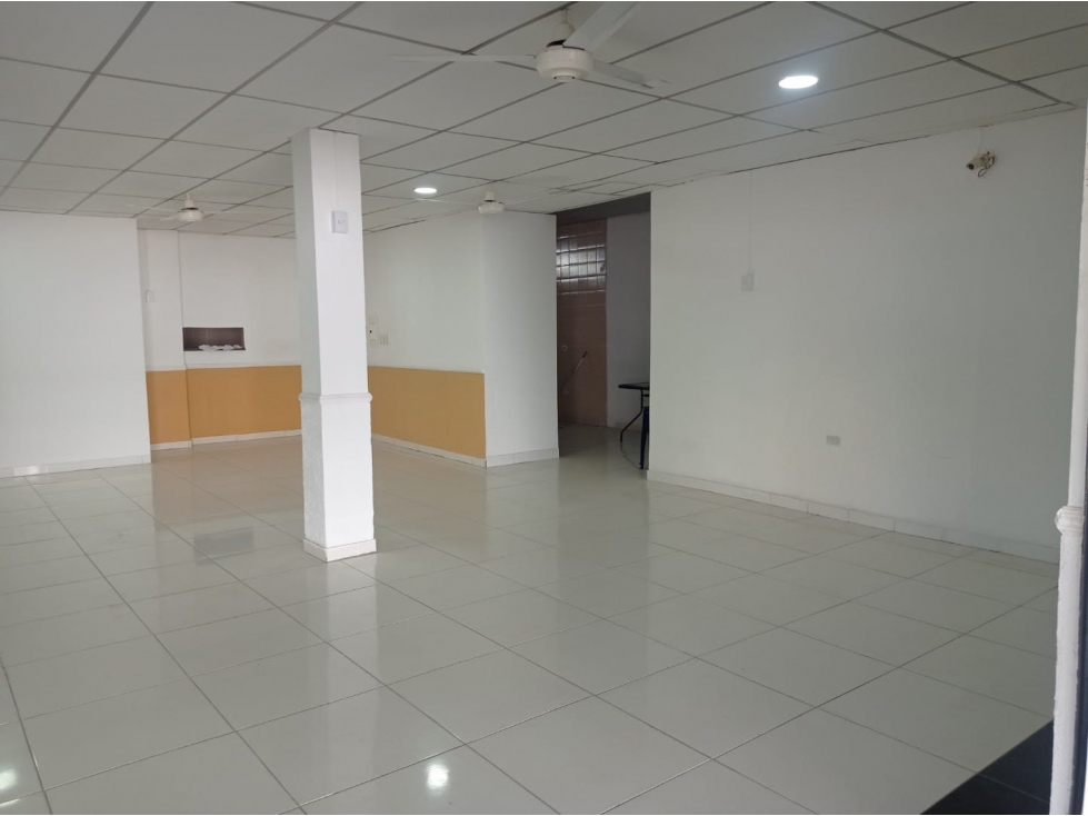 LOCAL COMERCIAL SECTOR NORTE — foto 6