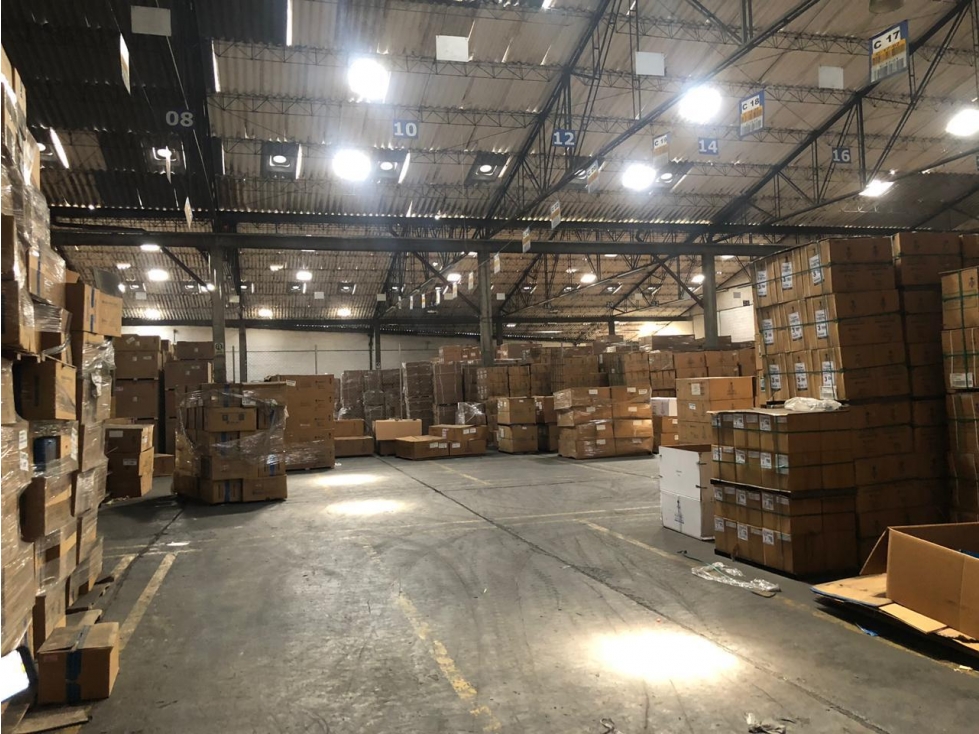 BODEGA DE 12.000 MTS2 PARA VENTA EN ITAGÜI - 4