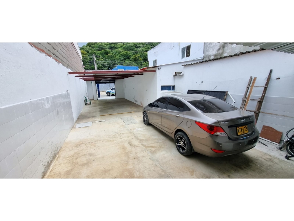 LOCAL CARTAGENA SECTOR TORIL — foto 6