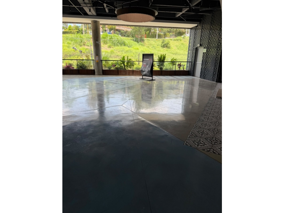 Burbuja comercial en sector envigado 67mts — foto 4