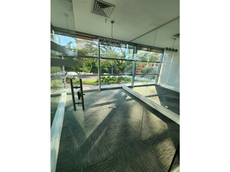 Local Comercial En Arriendo Poblado