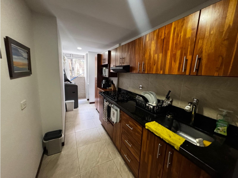 Apartamento en arriendo poblado — foto 3