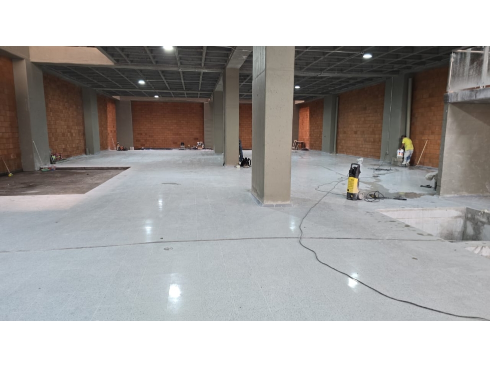 BODEGA DE 2800 MTS2 EN ARRIENDO PERPETUO SOCORRO