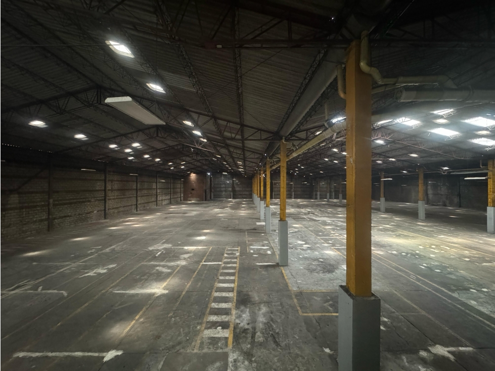 BODEGA DE 6.000 MTS2 EN ITAGUI - 2
