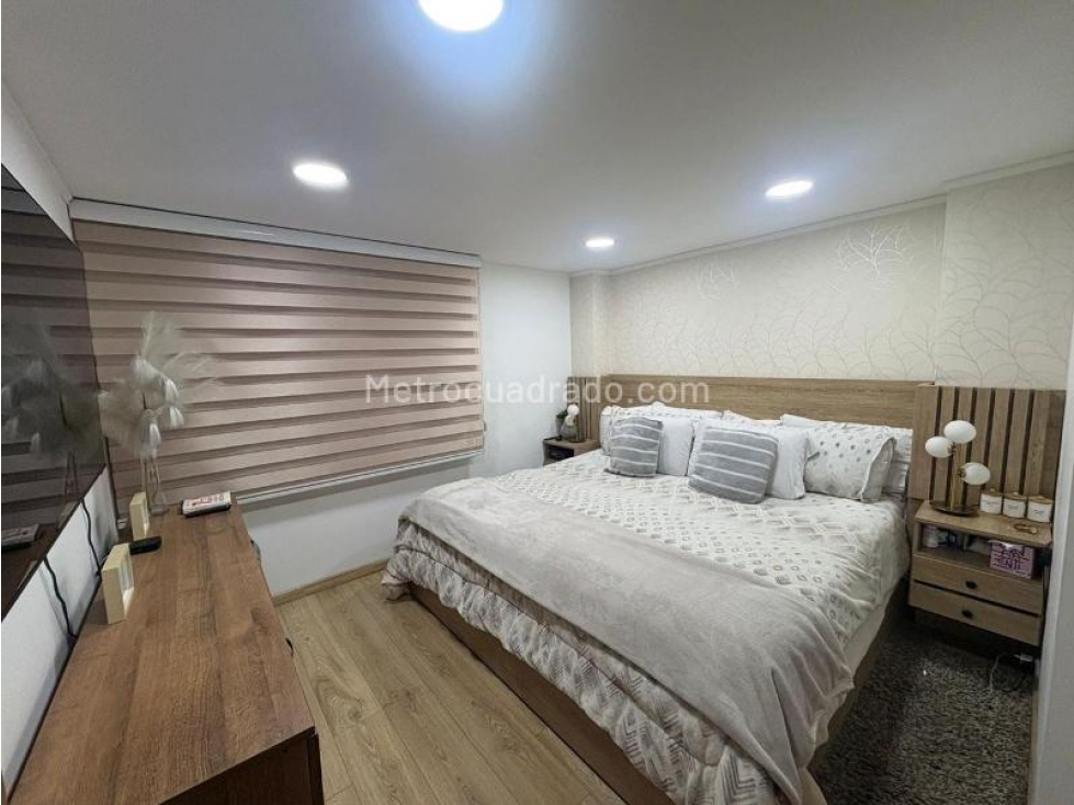 APARTAMENTO DUPLEX EN NICOLAS DE FEDERMAN PISO 5 INTERIOR — foto 6