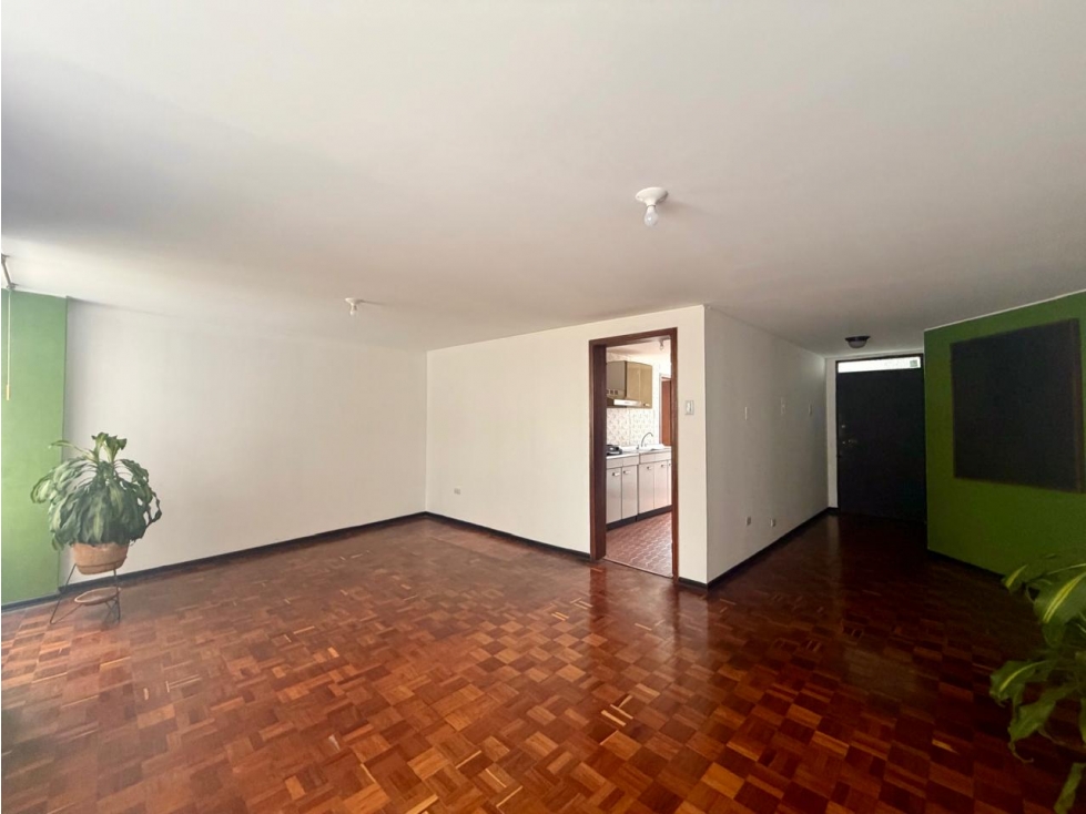 APARTAMENTO EN CHAPINERO ALTO PISO 2 INTERIOR — foto 5
