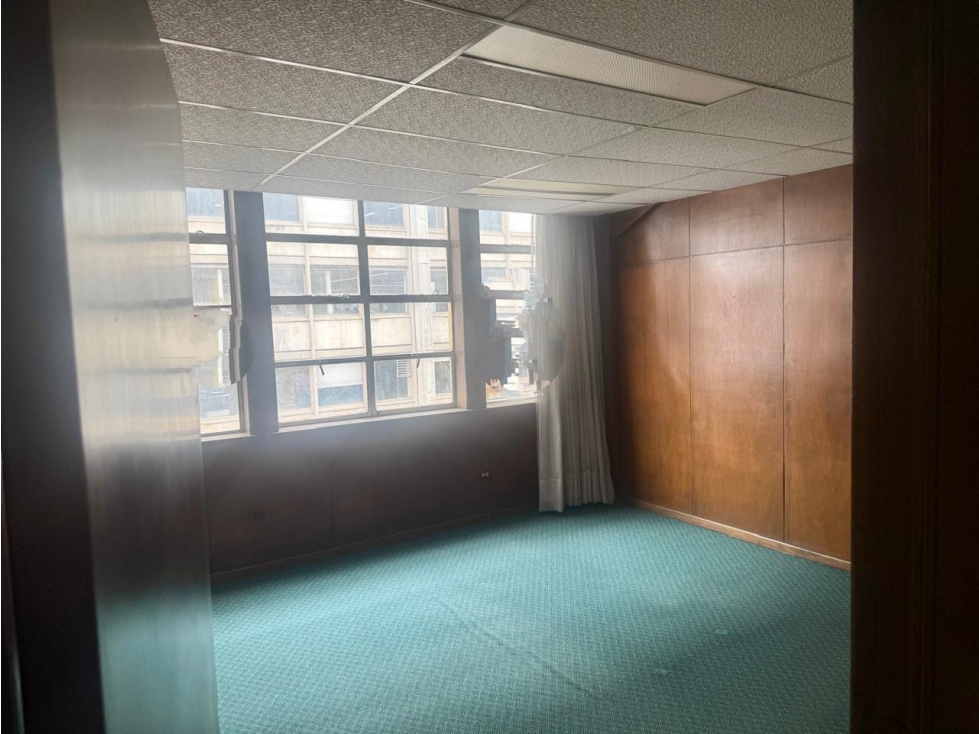 OFICINAS EN EL CENTRO DE BOGOTA — foto 2
