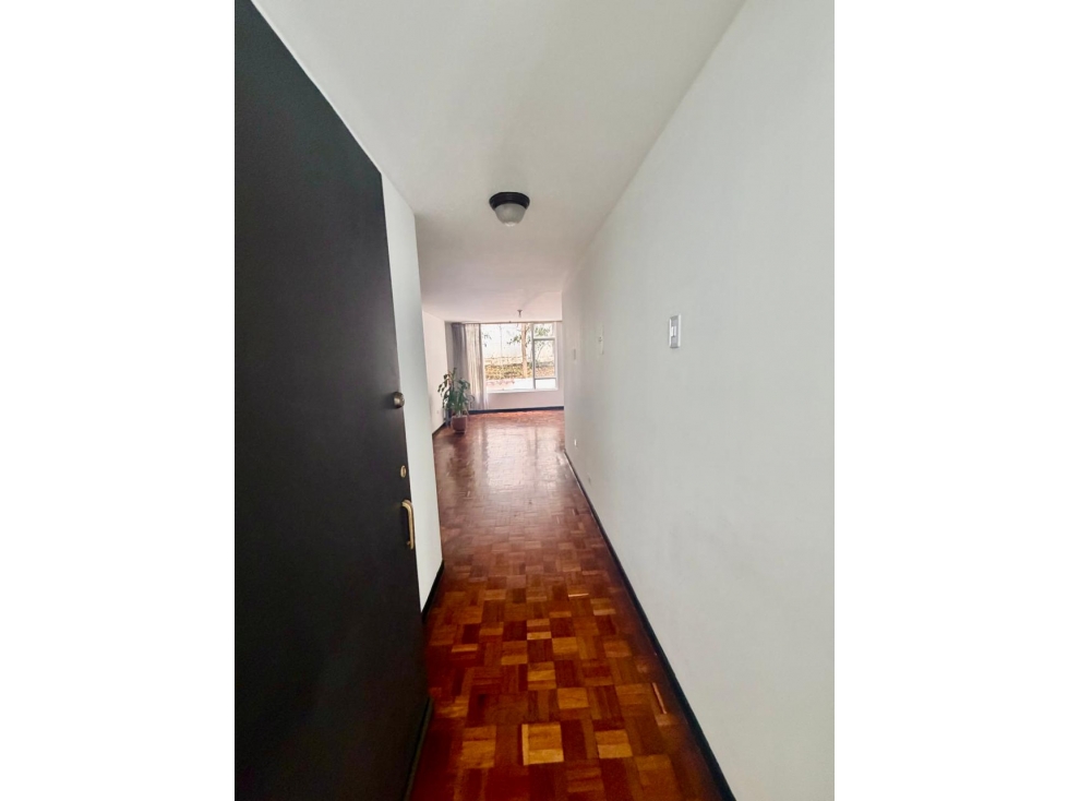 APARTAMENTO EN CHAPINERO ALTO PISO 2 INTERIOR — foto 3