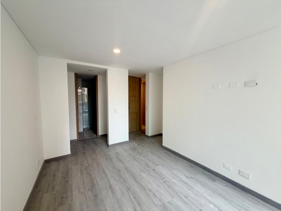 APARTAMENTO PARA ESTRENAR EN QUINTA PAREDES PISO 3 EXTERIOR — foto 2