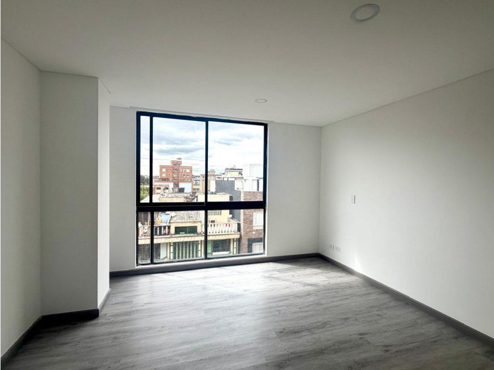 APARTAESTUDIO PARA ESTRENAR EN QUINTA PAREDES PISO 6 EXTERIOR — foto 2