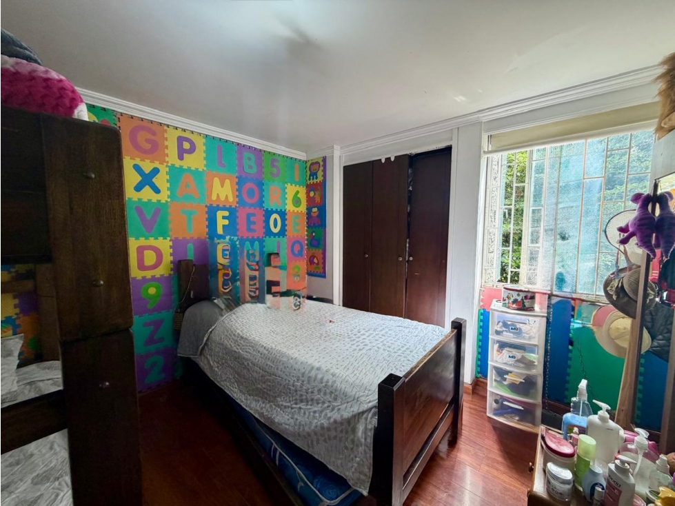 APARTAMENTO ESQUINERO EN RAFAEL NUÑEZ PISO 2 EXTERIOR — foto 6