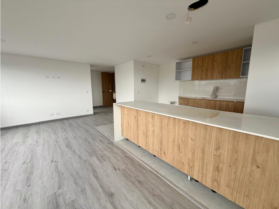 APARTAESTUDIO PARA ESTRENAR EN QUINTA PAREDES PISO 7 EXTERIOR — foto 2