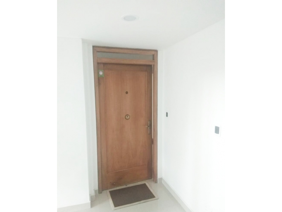 APARTAMENTO EN NICOLAS DE FEDERMAN PISO 3 — foto 3