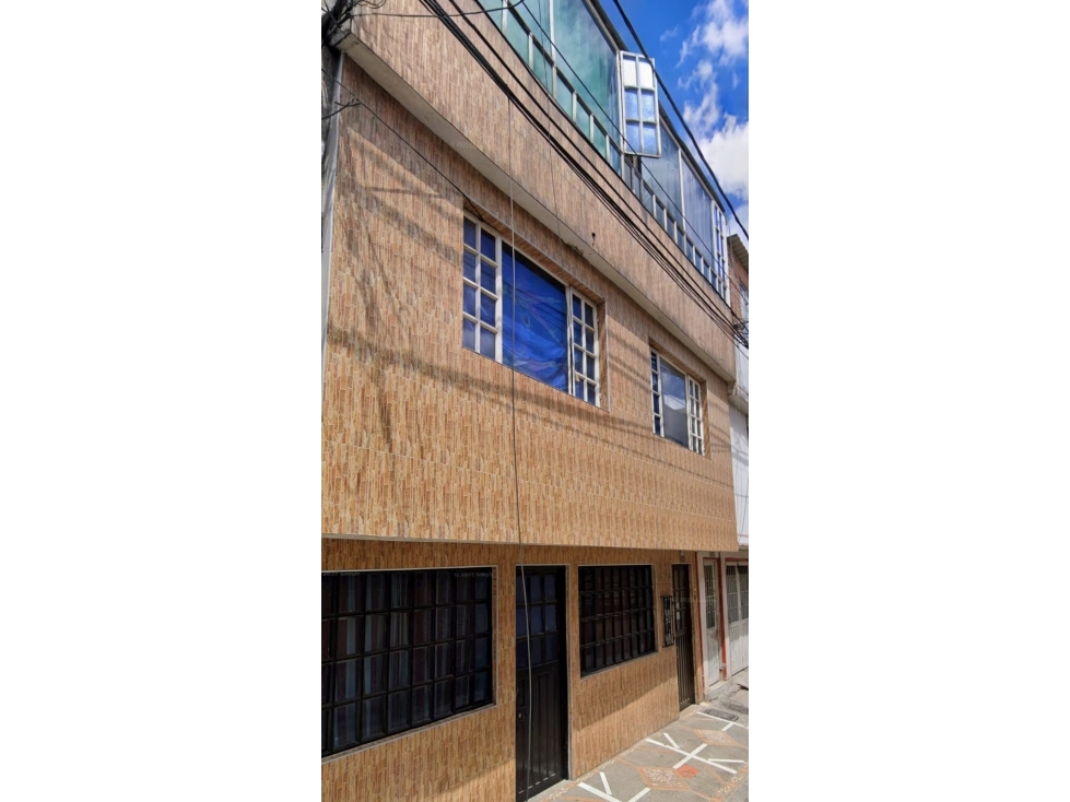 CASA EN BRITALIA-KENNEDY DE 4 NIVELES — foto 3