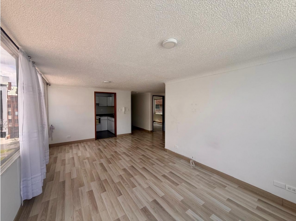 APARTAMENTO EN SANTA PAULA PISO 4 INTERIOR — foto 5