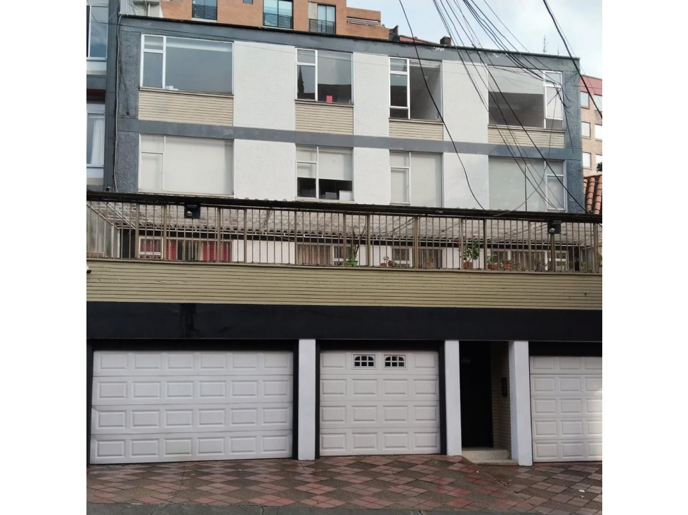 APARTAMENTO EN CHAPINERO ALTO PISO 2 INTERIOR