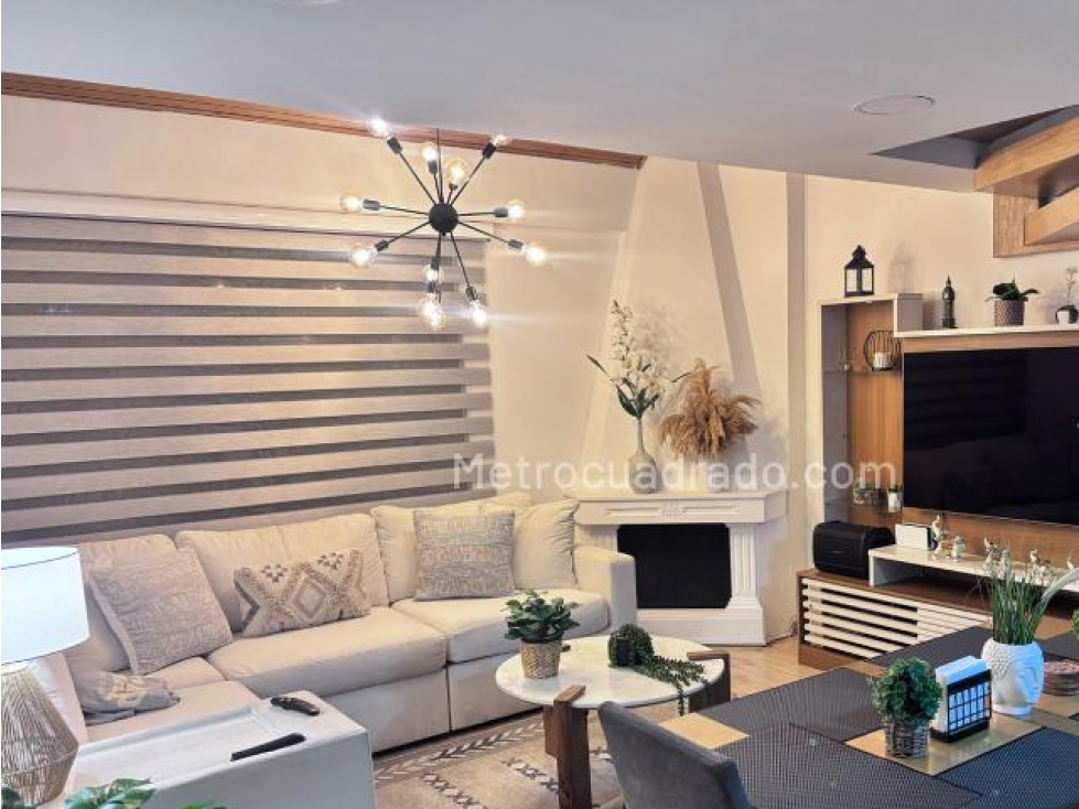 APARTAMENTO DUPLEX EN NICOLAS DE FEDERMAN PISO 5 INTERIOR