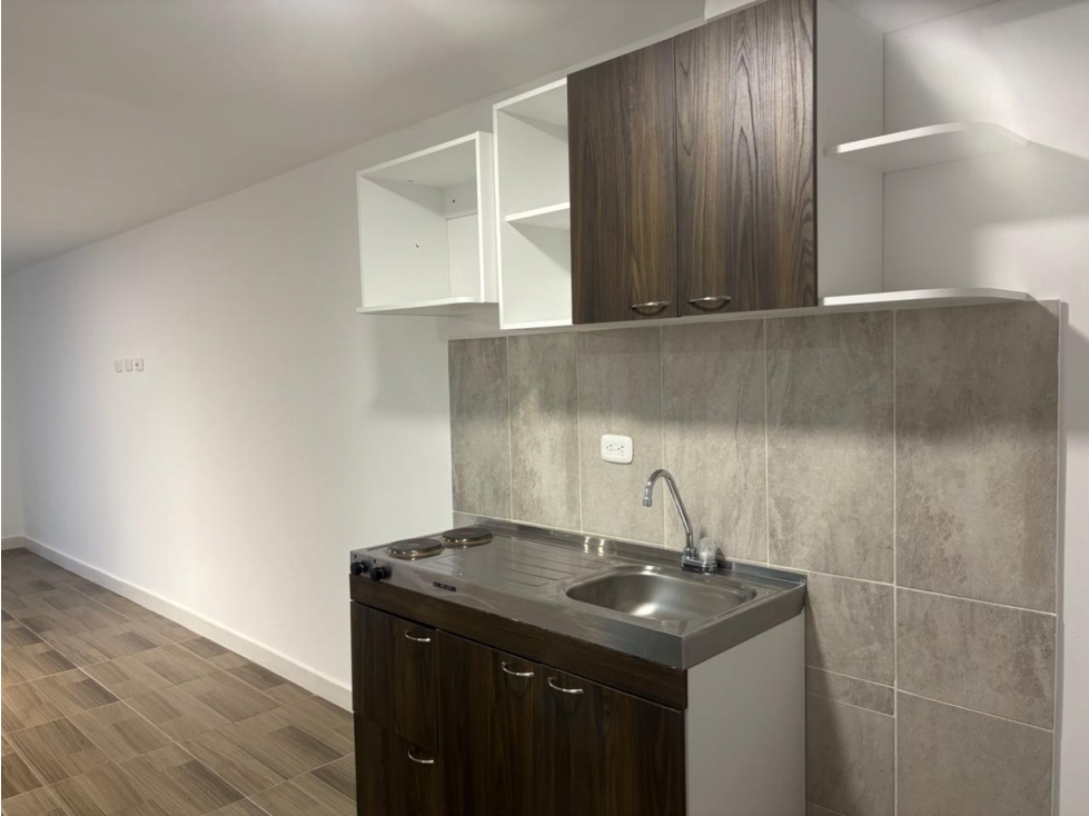 APARTAESTUDIO EN LOS MONJES TIPO LOFT PISO 4 — foto 4