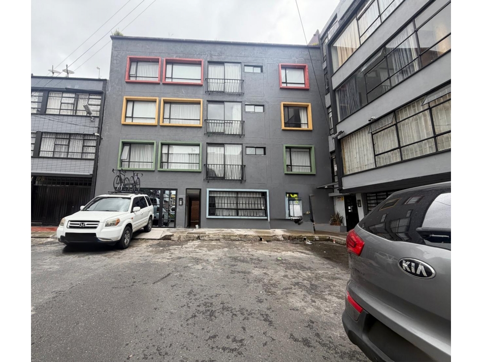 EDIFICIO COMPLETO EN CHAPINERO CON 10 UNIDADES DE 5 PISOS