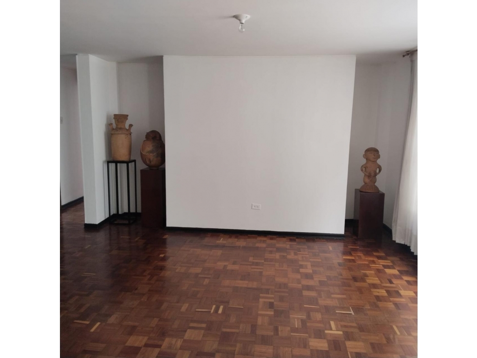 APARTAMENTO EN CHAPINERO ALTO PISO 2 INTERIOR — foto 6