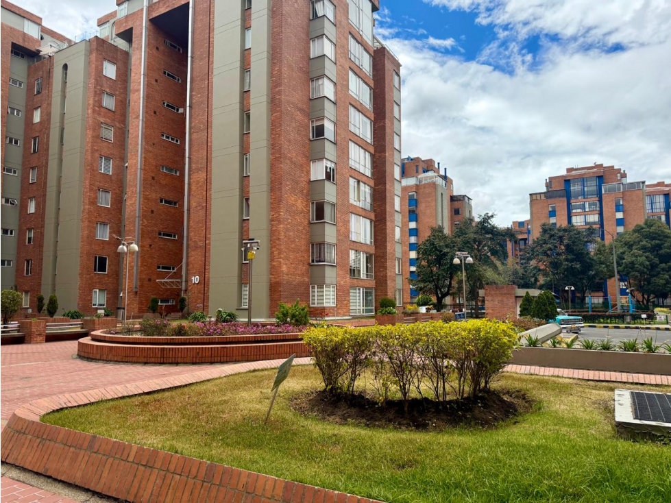 APARTAMENTO EN RAFAEL NUÑEZ PISO 8 INTERIOR