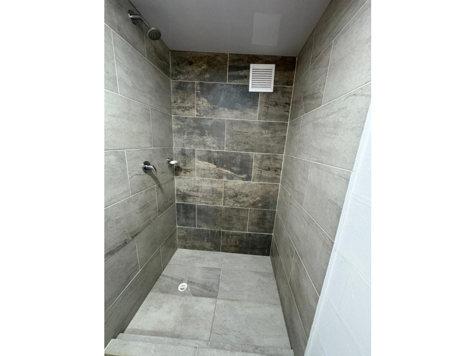 APARTAESTUDIO EN LOS MONJES TIPO LOFT PISO 4 — foto 6