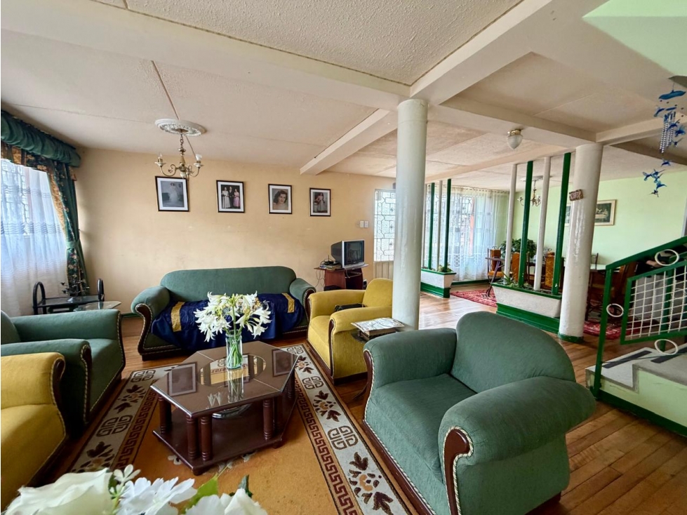 CASA EN EL J.J VARGAS DE 2 PISOS - 3