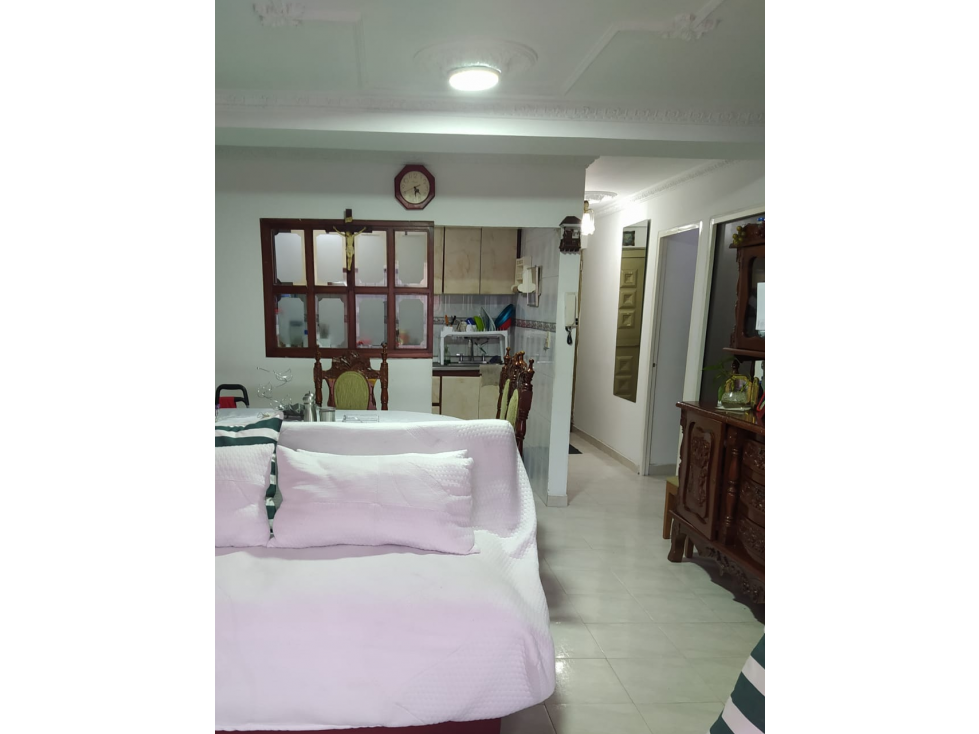APARTAMENTO ESQUINERO EN SAN JOAQUIN PISO 2 EXTERIOR