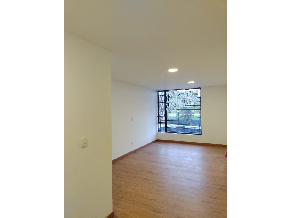 APARTAESTUDIO EN LA CALLE 26 CON CIUDAD DE CALI PISO 2 EXTERIOR — foto 3