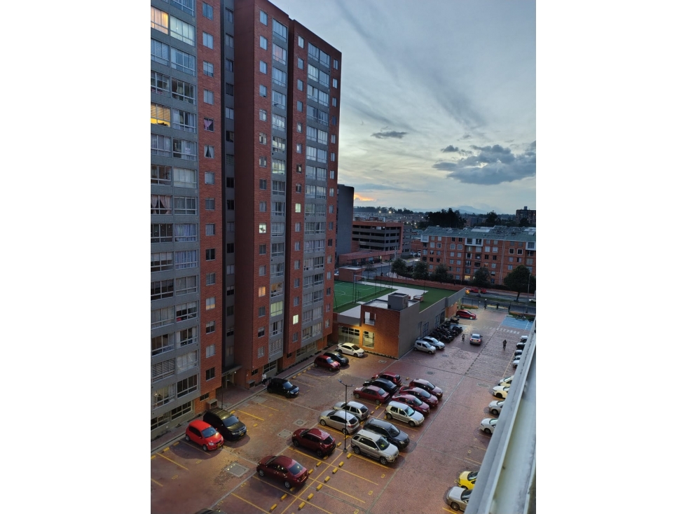 APARTAMENTO EN NUEVA CASTILLA PISO 11 EXTERIOR